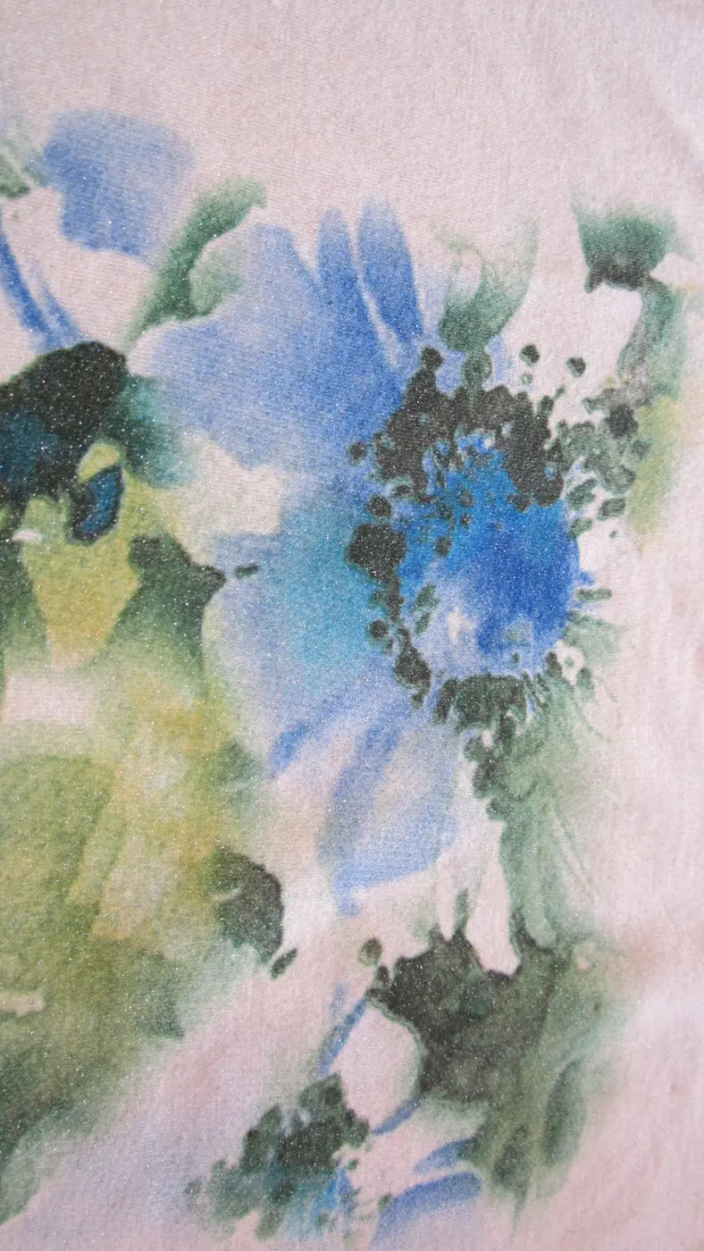 Sublimazione: Dettaglio fiore acquerello azzurro su bianco